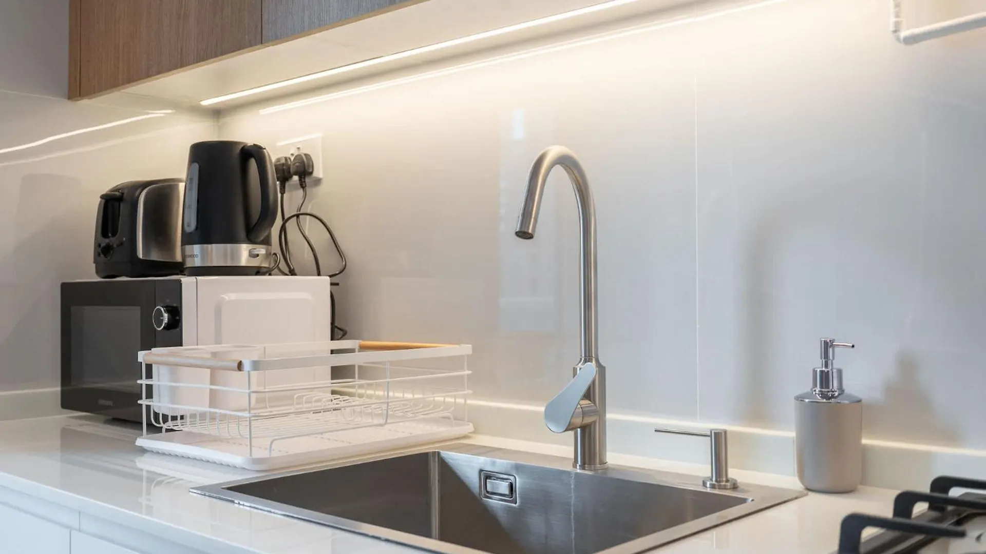 A Fabulous 1 Bedroom Apartment In Marina Pinnacle Dubai 0*,  United Arab Emirates