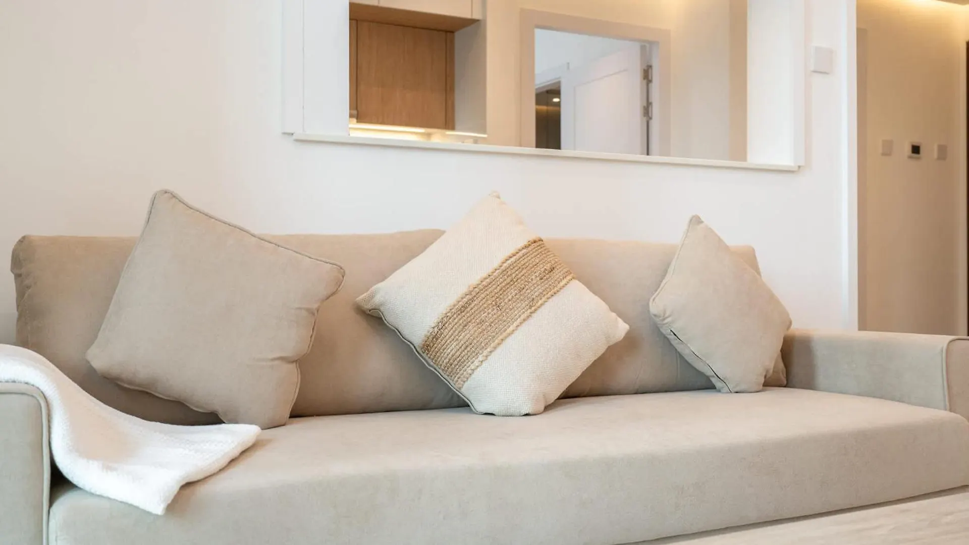 A Fabulous 1 Bedroom Apartment In Marina Pinnacle Dubai 0*,  United Arab Emirates
